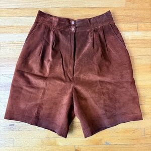 Brown Suede High-Waisted Shorts – Vintage 90s Minimal 🤎🍂
